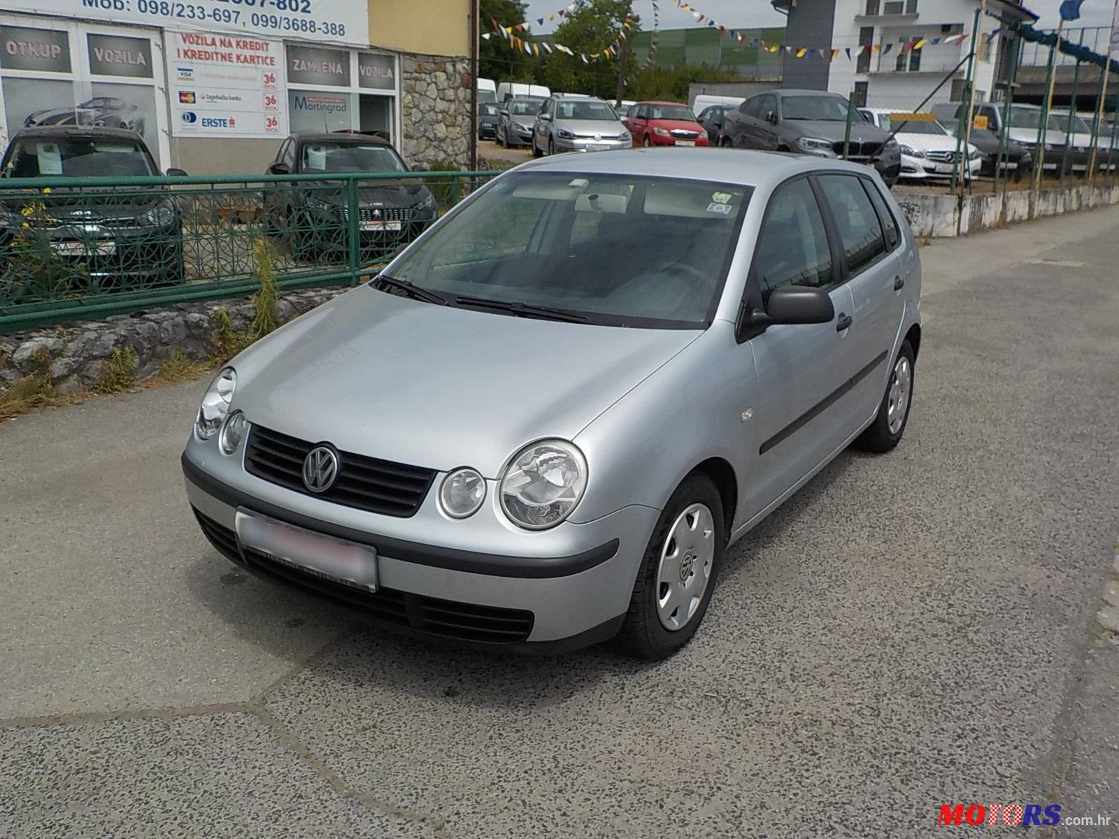 2002' Volkswagen Polo photo #1