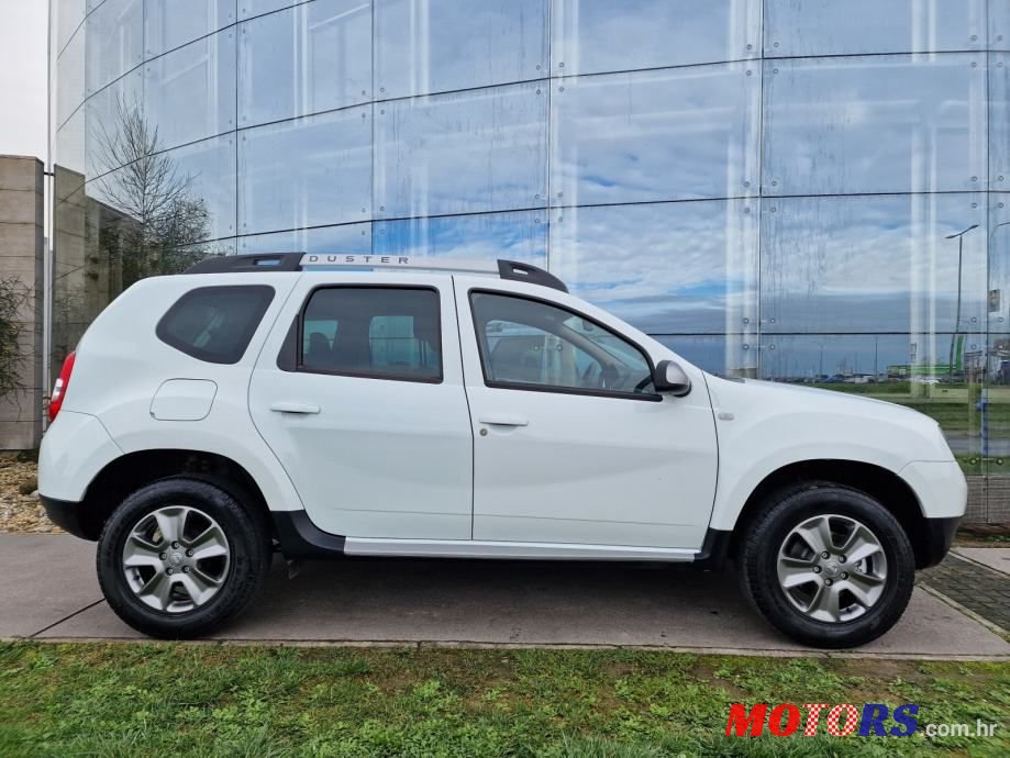 2015' Dacia Duster photo #5