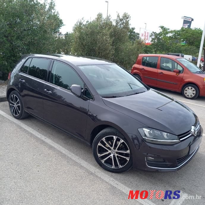 2015' Volkswagen Golf VII 1,6 Tdi photo #1