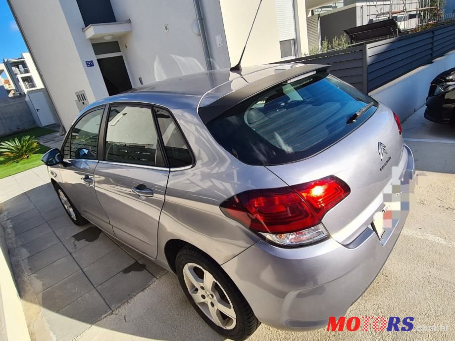 2016' Citroen C4 photo #5