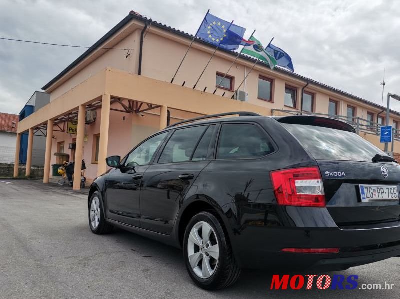 2018' Skoda Octavia Combi photo #5