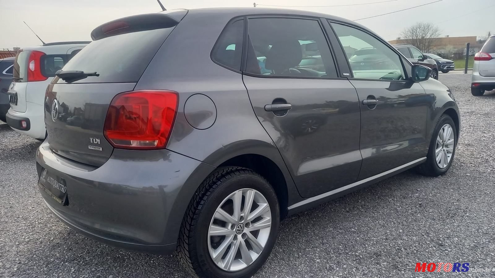 2011' Volkswagen Polo 1,6 Tdi photo #3