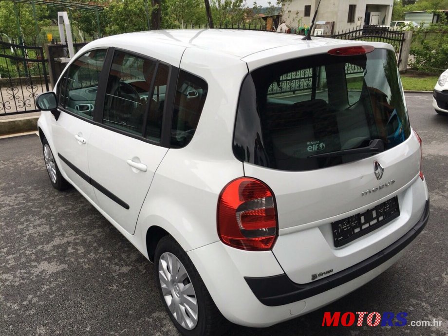 2010' Renault Modus photo #3