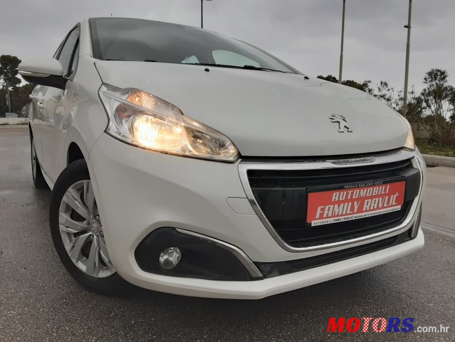 2018' Peugeot 208 1,6 Bluehdi photo #1