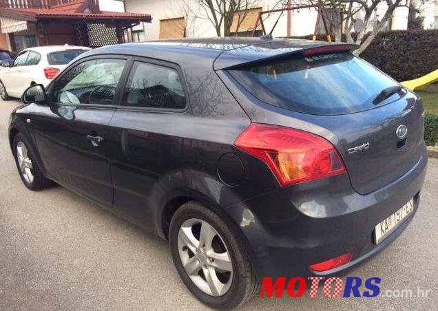 2009' Kia Pro Ceed photo #2