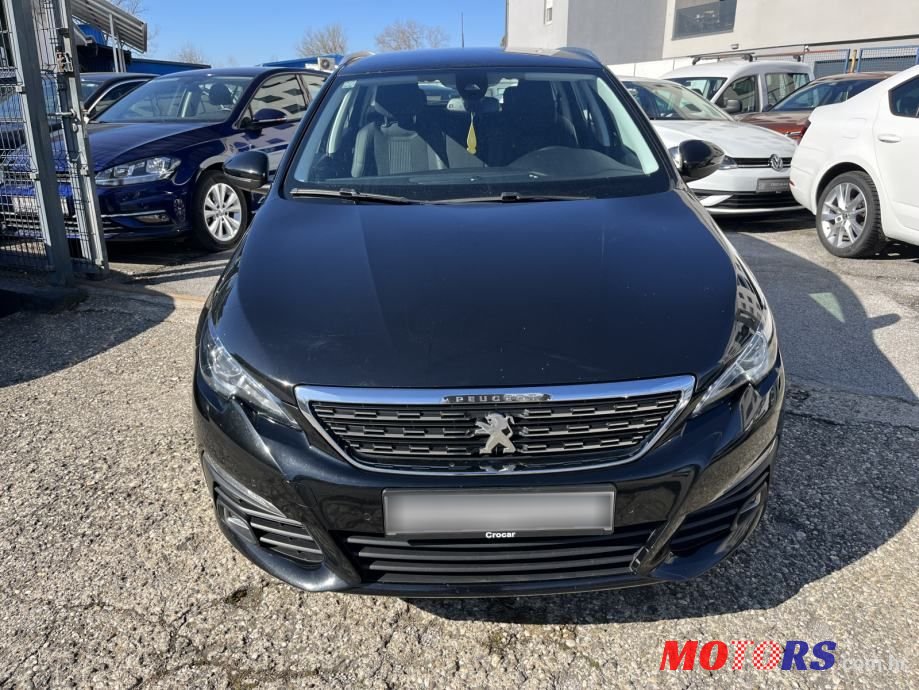 2020' Peugeot 308 Sw photo #2