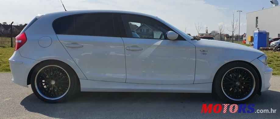 2008' BMW Serija 1 118D photo #1
