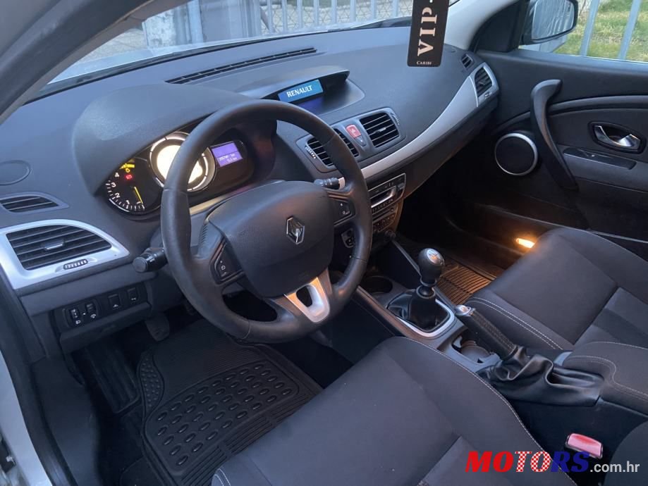2010' Renault Megane Grandtour 1,5 Dci photo #5