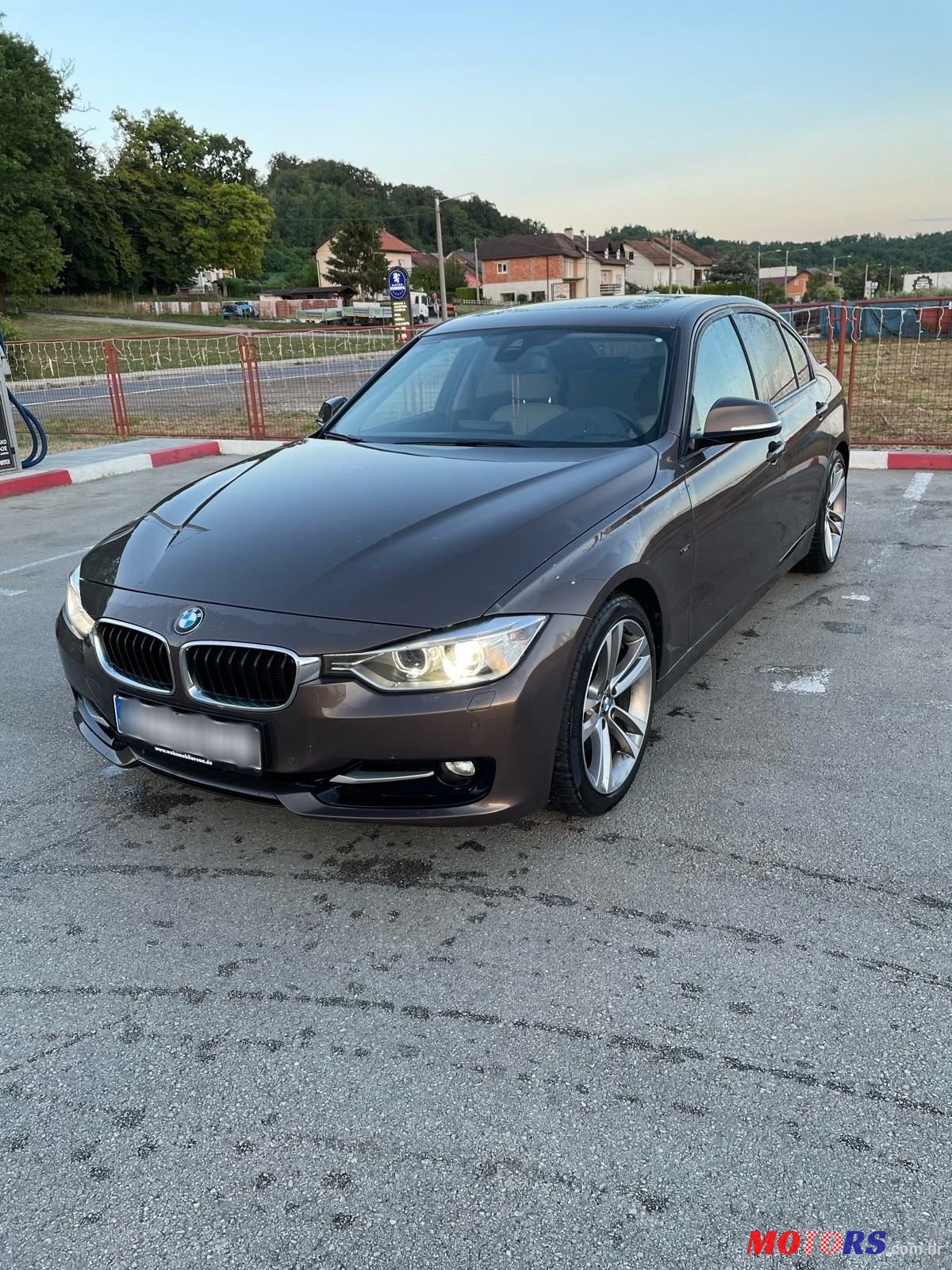 2013' BMW Serija 3 330D photo #1