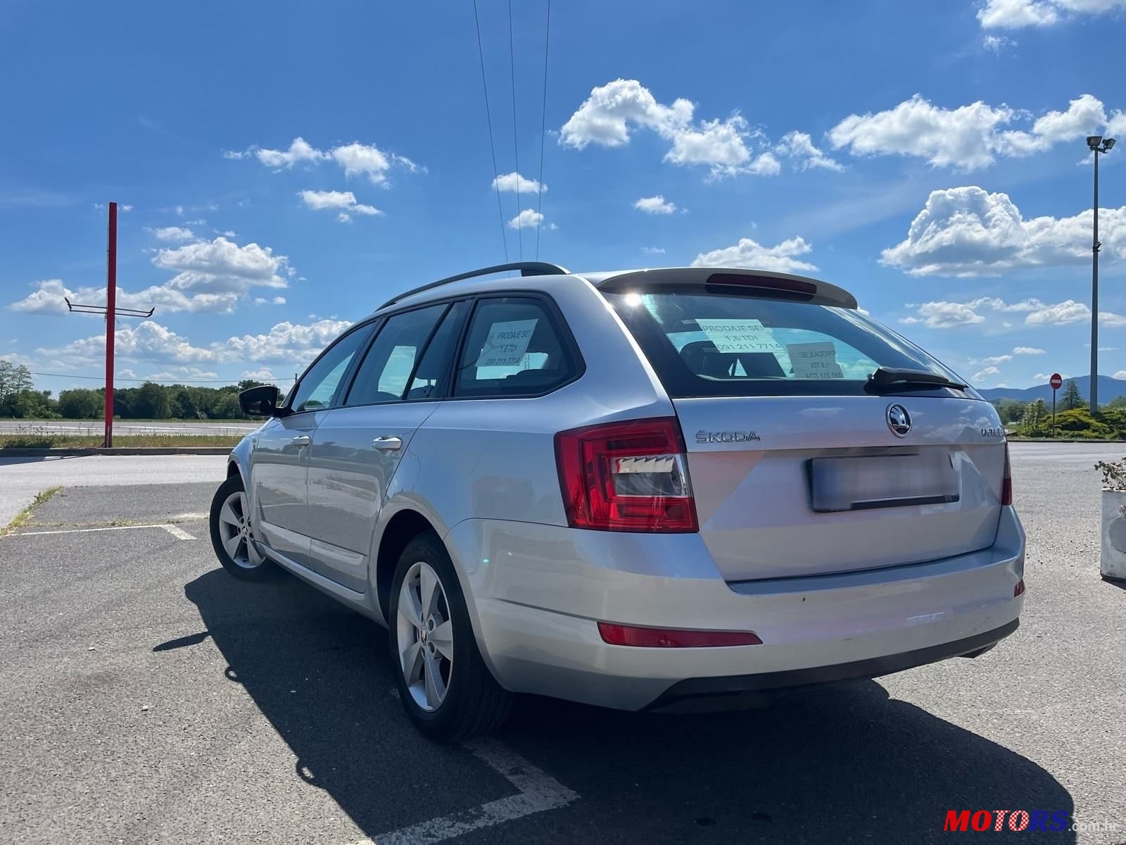 2014' Skoda Octavia Combi photo #2