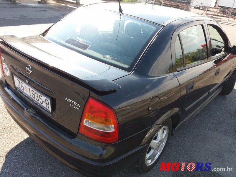2000' Opel Astra 1,7 Dit Gl photo #2