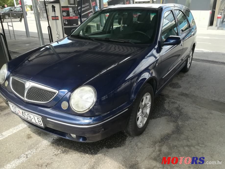 2002' Lancia Lybra Sw photo #1