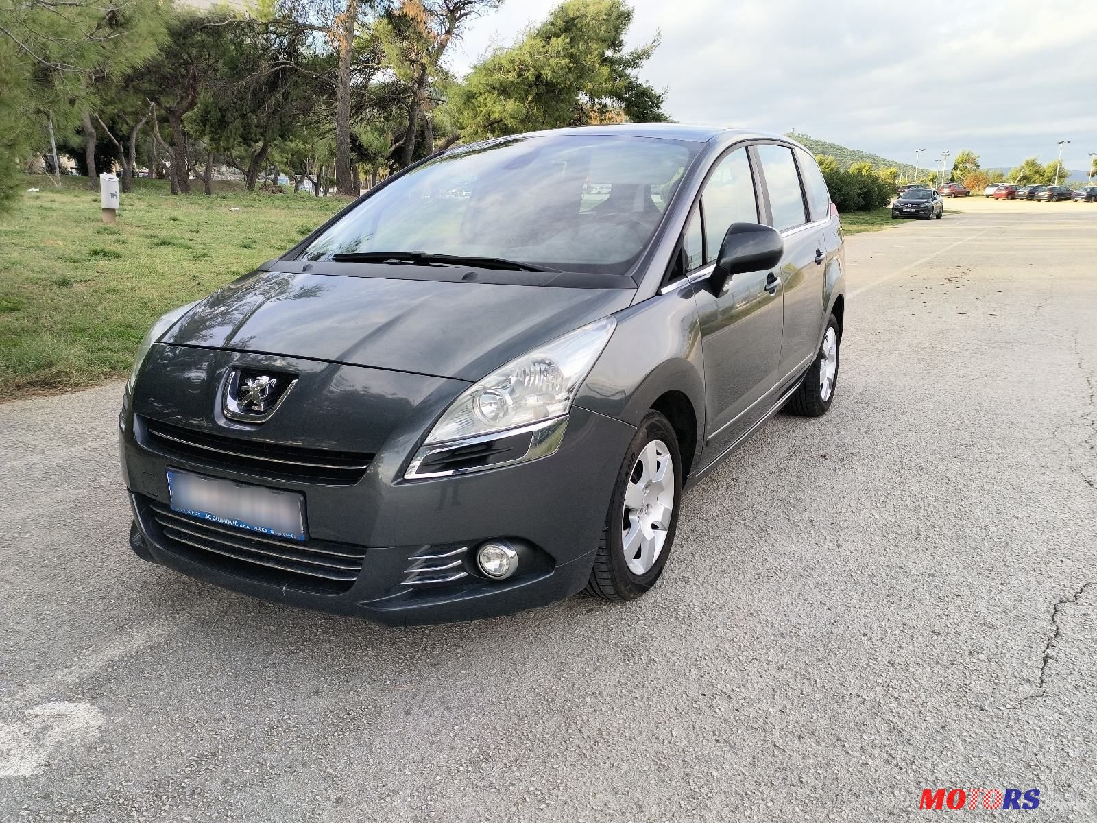 2010' Peugeot 5008 1,6 Hdi photo #1