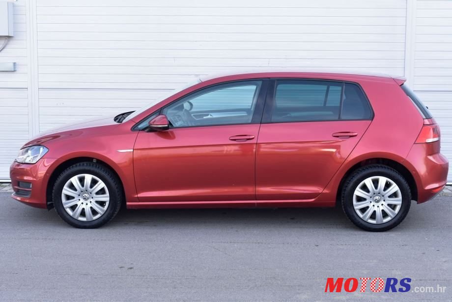 2014' Volkswagen Golf VII 1.2 Tsi photo #3