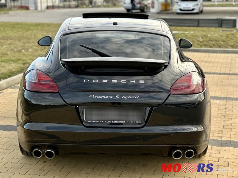 2012' Porsche Panamera S Hybrid photo #3
