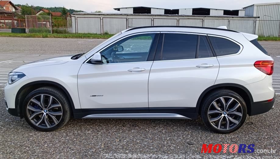 2017' BMW X1 20D photo #1