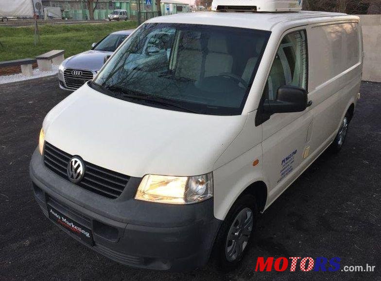 2006' Volkswagen Transporter T5 Furgon 1.9Tdi A photo #2