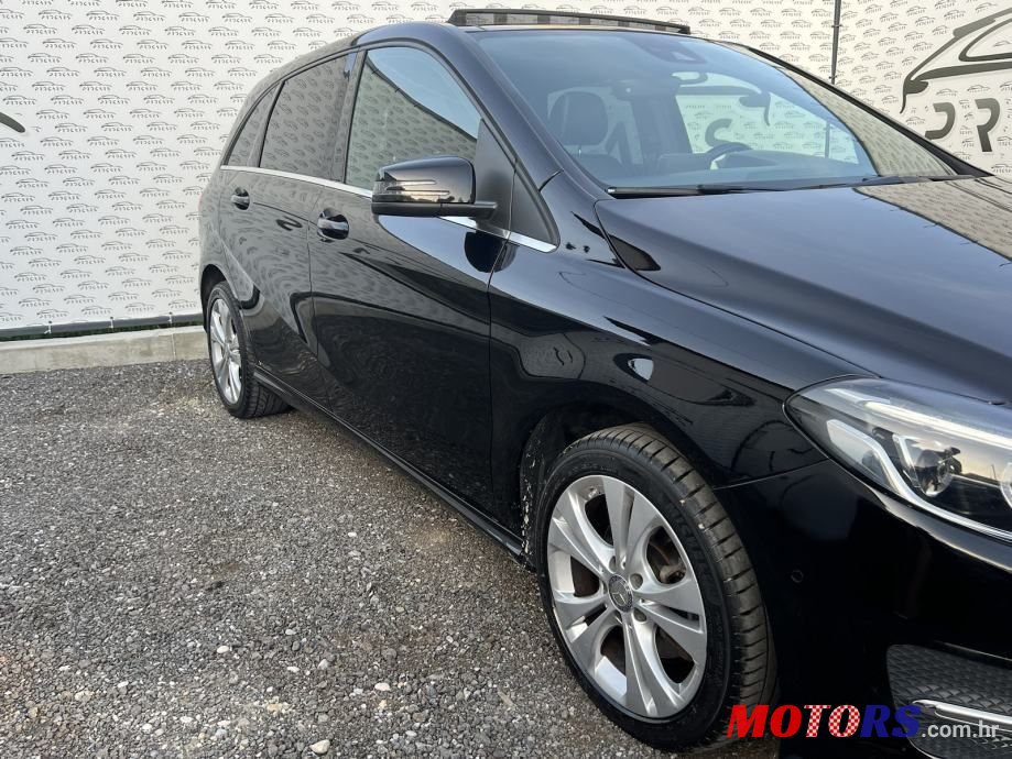 2015' Mercedes-Benz B-Klasa 200 Cdi photo #4