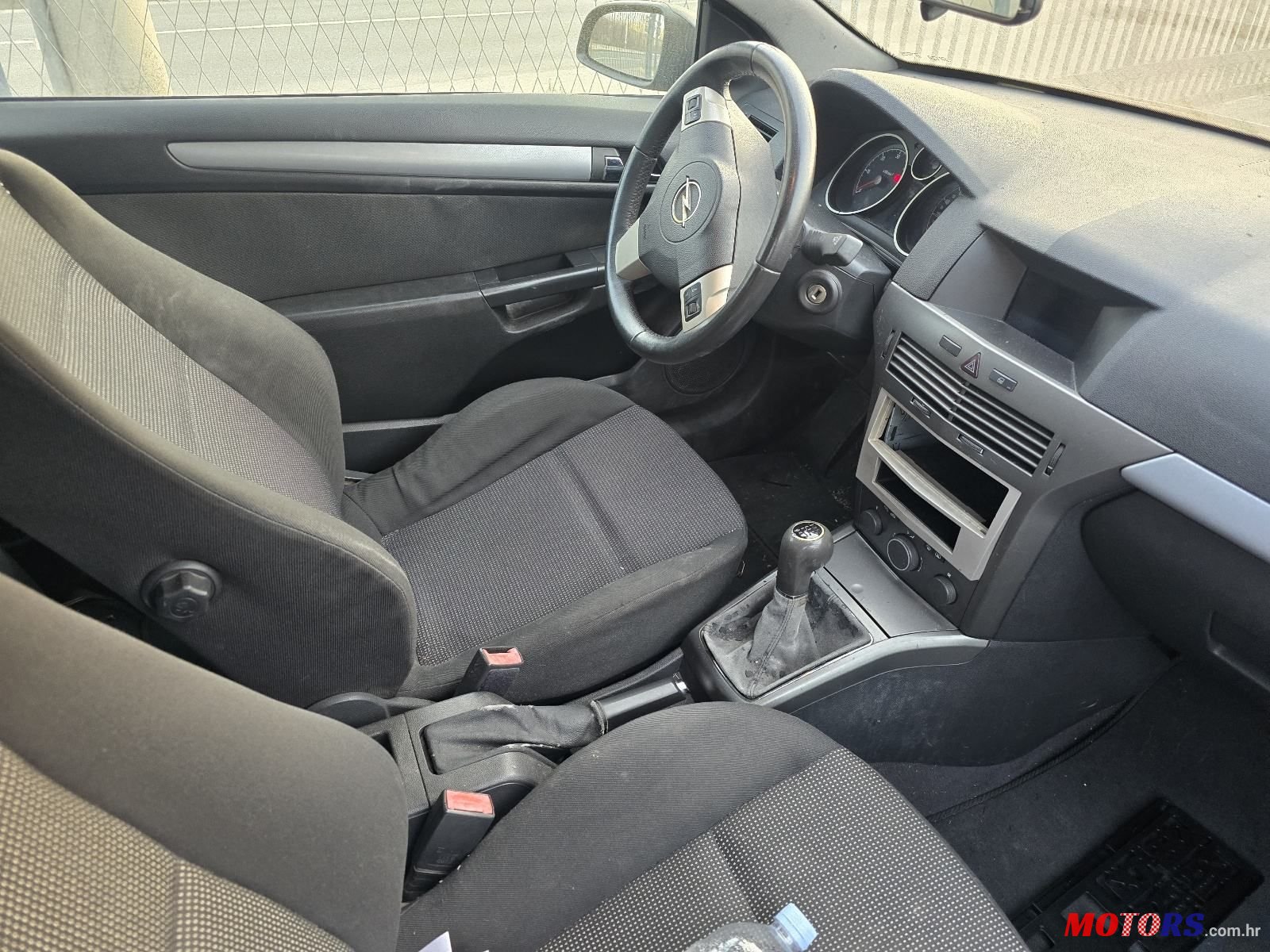 2005' Opel Astra 1.7 Cdti photo #6