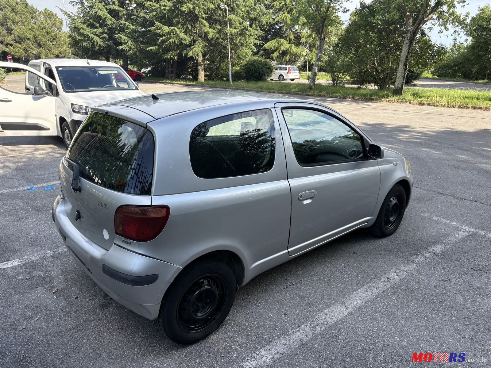 2009' Toyota Yaris 1,0 Vvt-I Cool photo #3