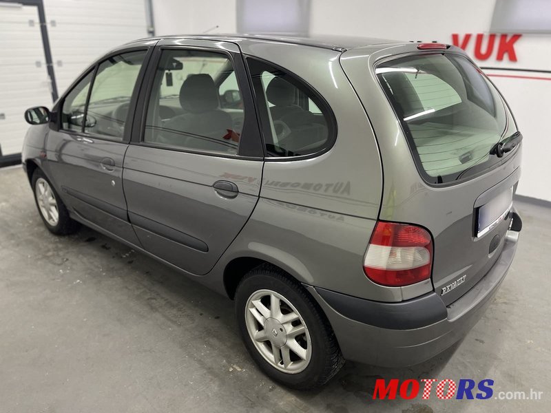 2002' Renault Scenic 1,9 Dci photo #4