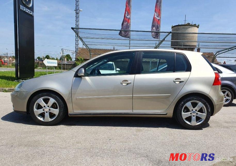 2004' Volkswagen Golf V 1,9 Tdi photo #1