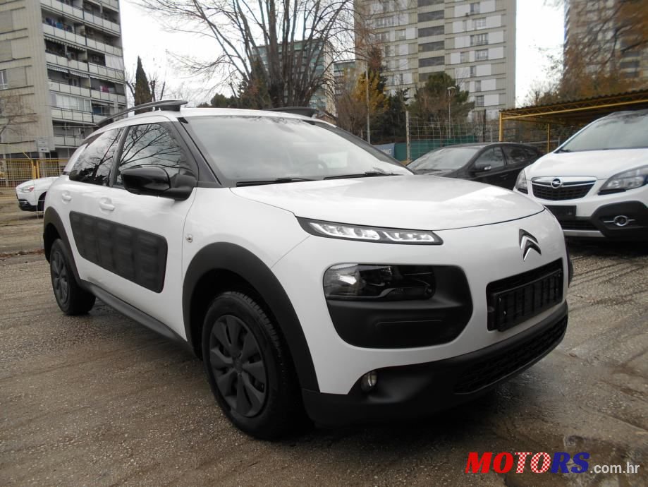 2016' Citroen C4 Cactus photo #1
