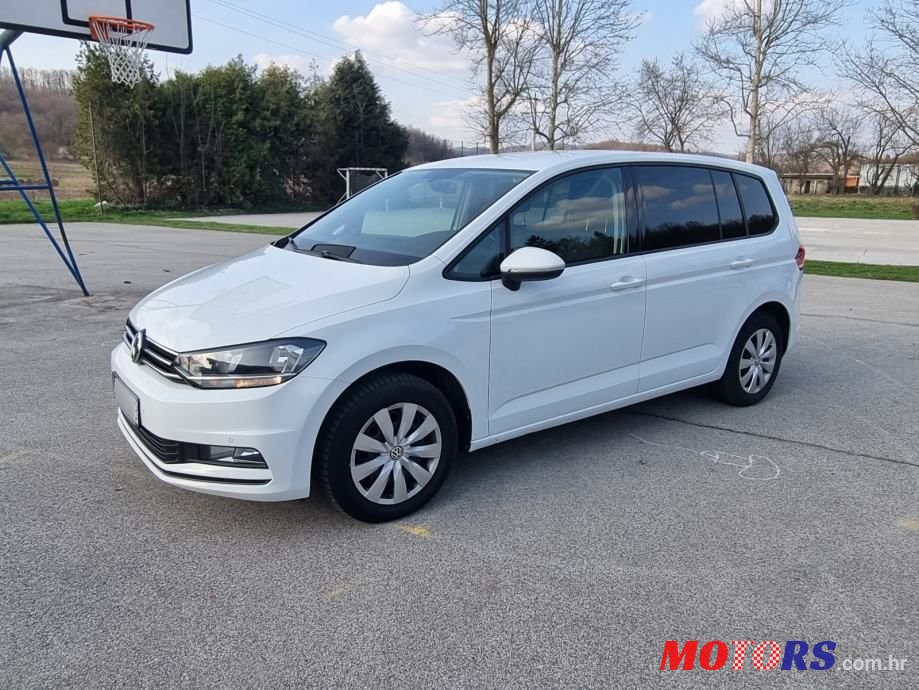 2017' Volkswagen Touran 2,0 Tdi photo #1