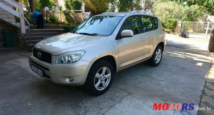 2008' Toyota RAV4 2,2 D-4D photo #2