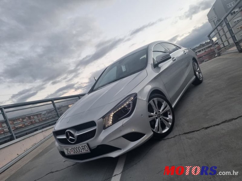 2014' Mercedes-Benz Cla Klasa 180 photo #3