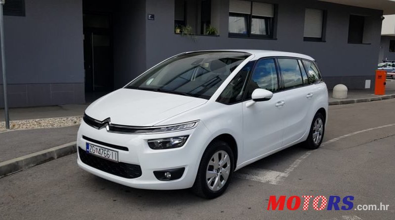 2014' Citroen C4 Grand Picasso photo #3