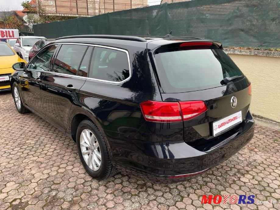 2015' Volkswagen Passat Variant photo #5