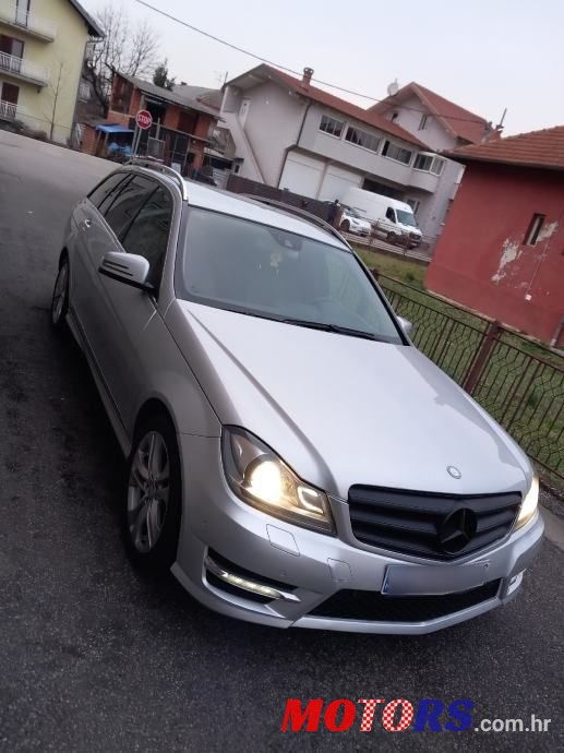 2012' Mercedes-Benz C-Klasa 200 Cdi T photo #1