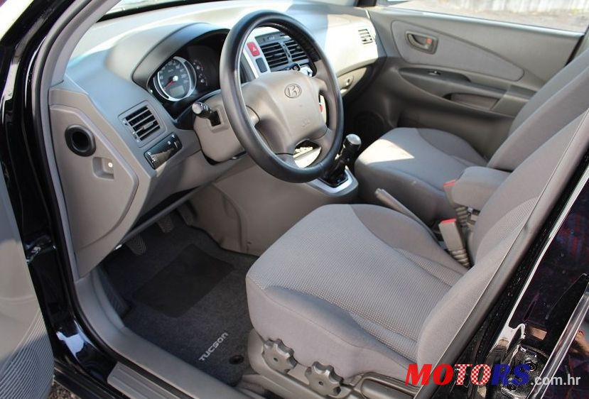 2006' Hyundai Tucson 2Wd 2,0 Gl photo #1