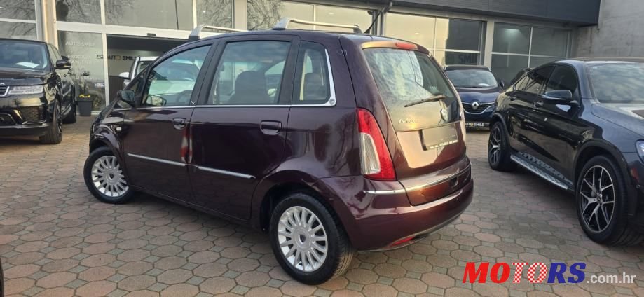 2010' Lancia Musa 1,3 Mjt photo #3