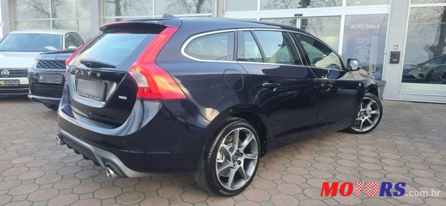 2016' Volvo V60 D2 photo #6