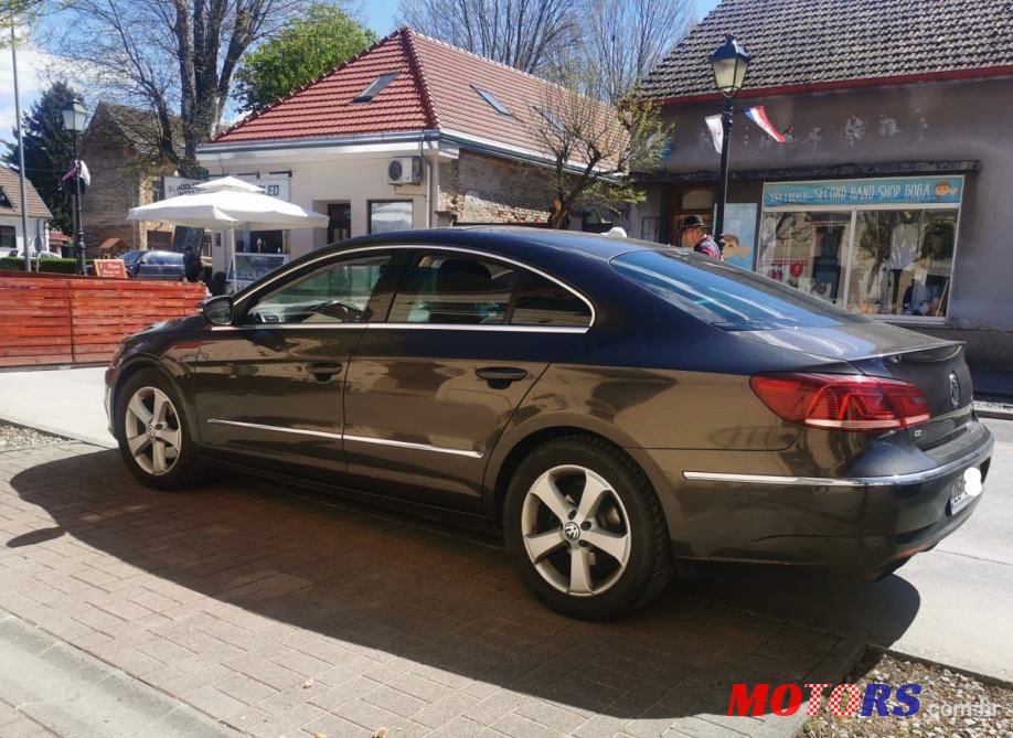 2014' Volkswagen Passat photo #3