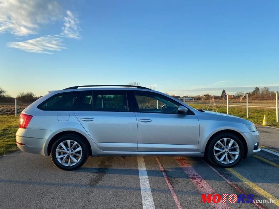 2019' Skoda Octavia Combi photo #5