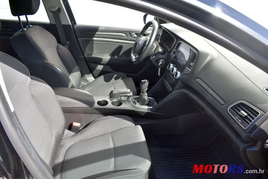 2021' Renault Megane 1.5 Dci photo #4