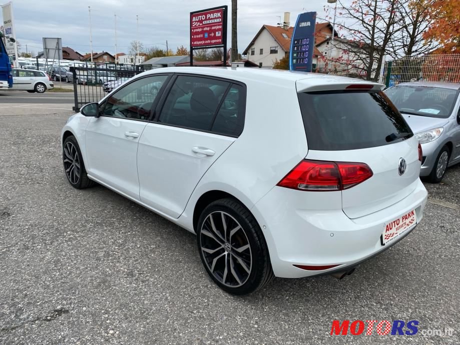 2013' Volkswagen Golf 7 photo #3