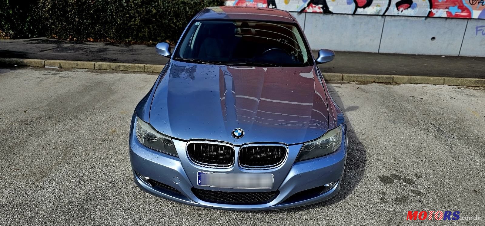 2011' BMW Serija 3 318D photo #3