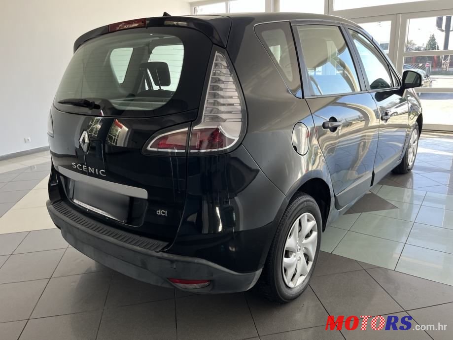 2013' Renault Scenic 1,5 Dci photo #4