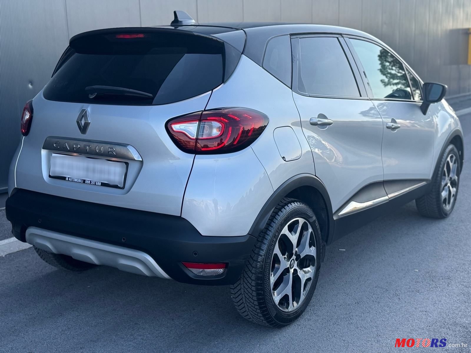 2019' Renault Captur Tce photo #4