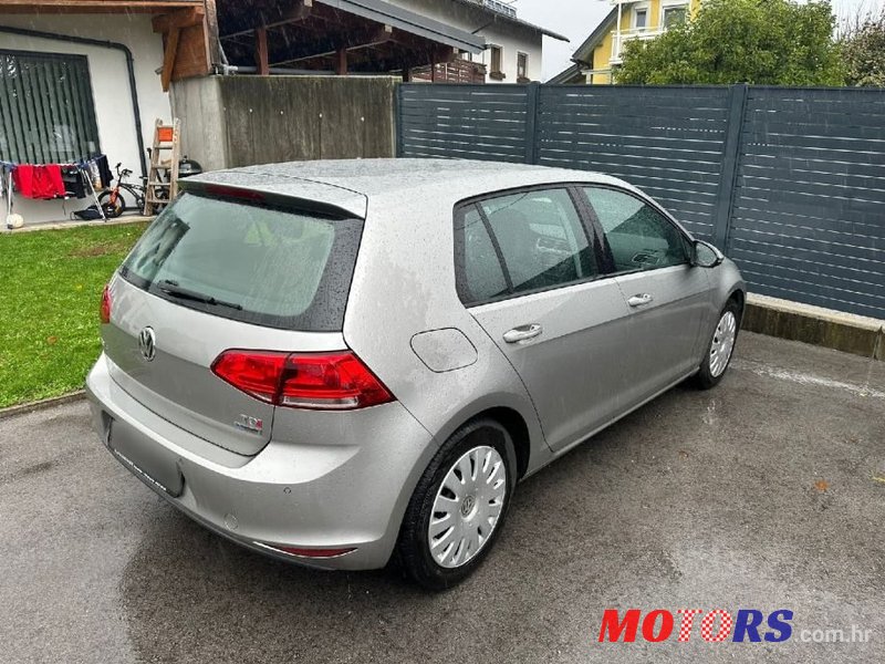 2012' Volkswagen Golf 7 photo #3