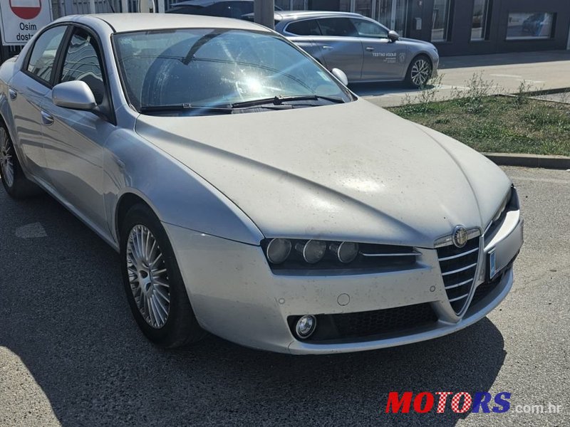 2007' Alfa Romeo 159 1,9 Jtdm photo #3