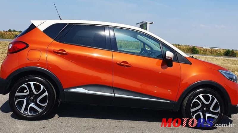 2015' Renault Captur Dci 90 photo #5