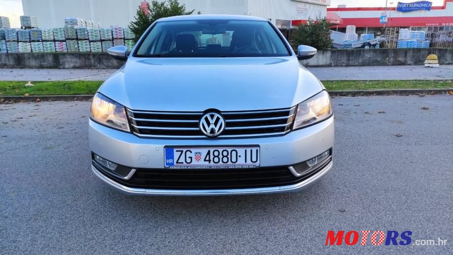 2014' Volkswagen Passat photo #2