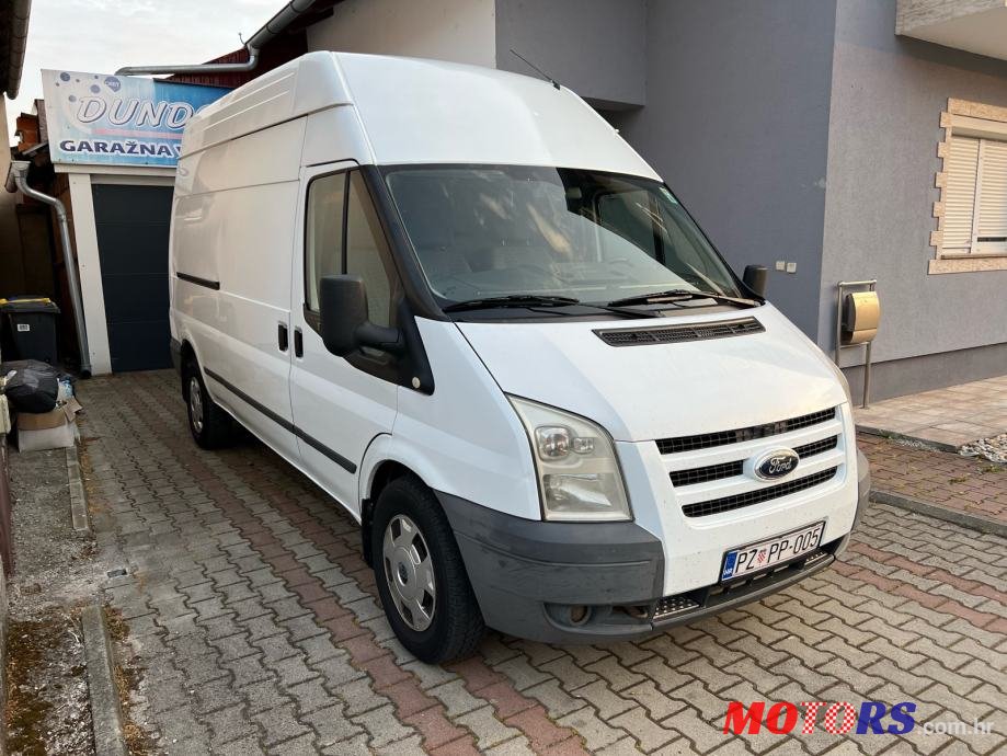 2011' Ford Transit photo #1