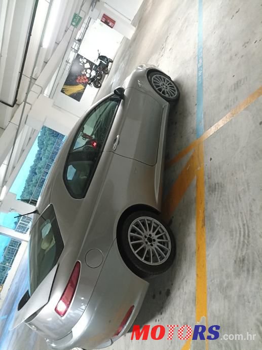 2007' Alfa Romeo GT photo #5