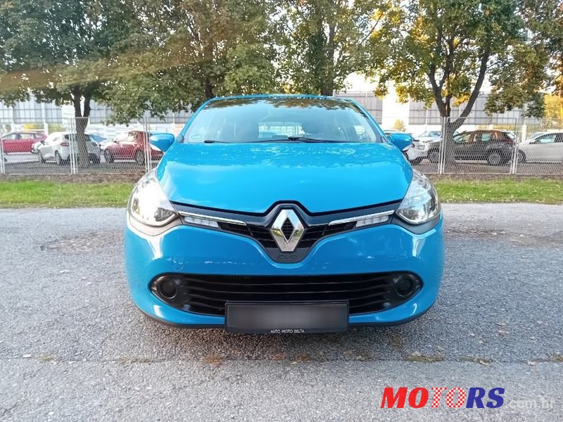 2015' Renault Clio Dci 90 Edc photo #2